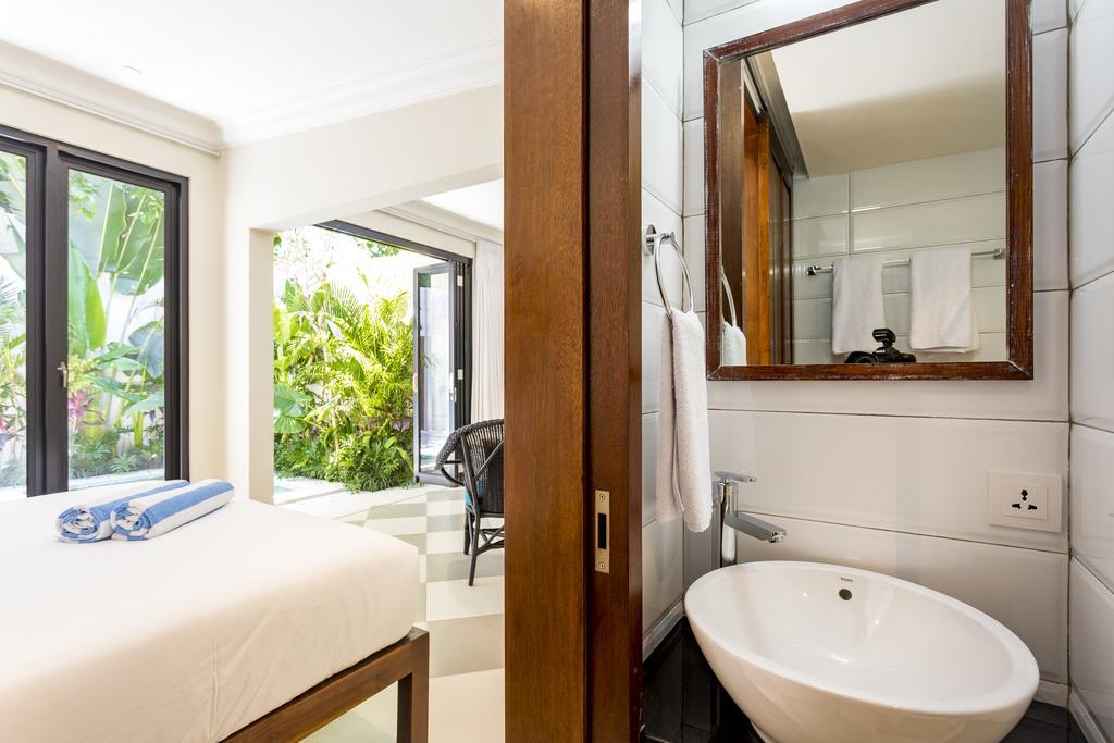Villa Zak Seminyak Esterno foto